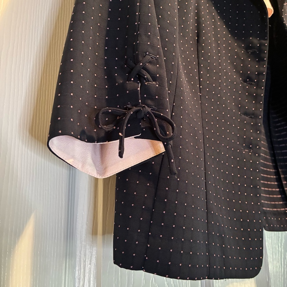 Perceptions Navy Blue Blazer With Subtle Pattern - image 3